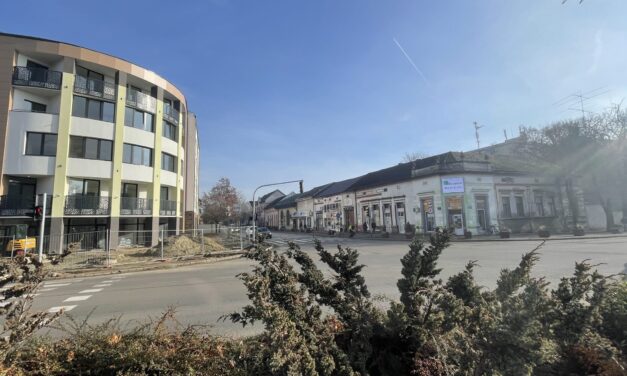 Megfizettetnék a parkolást Topolyán?