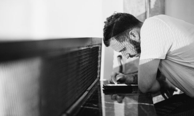 „A vajdasági magyar közösség lelki teherbírása alaposan megroggyant”