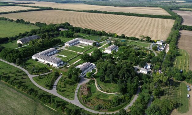 Komornyiklakás és csillagvizsgáló – ezek is szerepelnek Hatvanpuszta eredeti terveiben