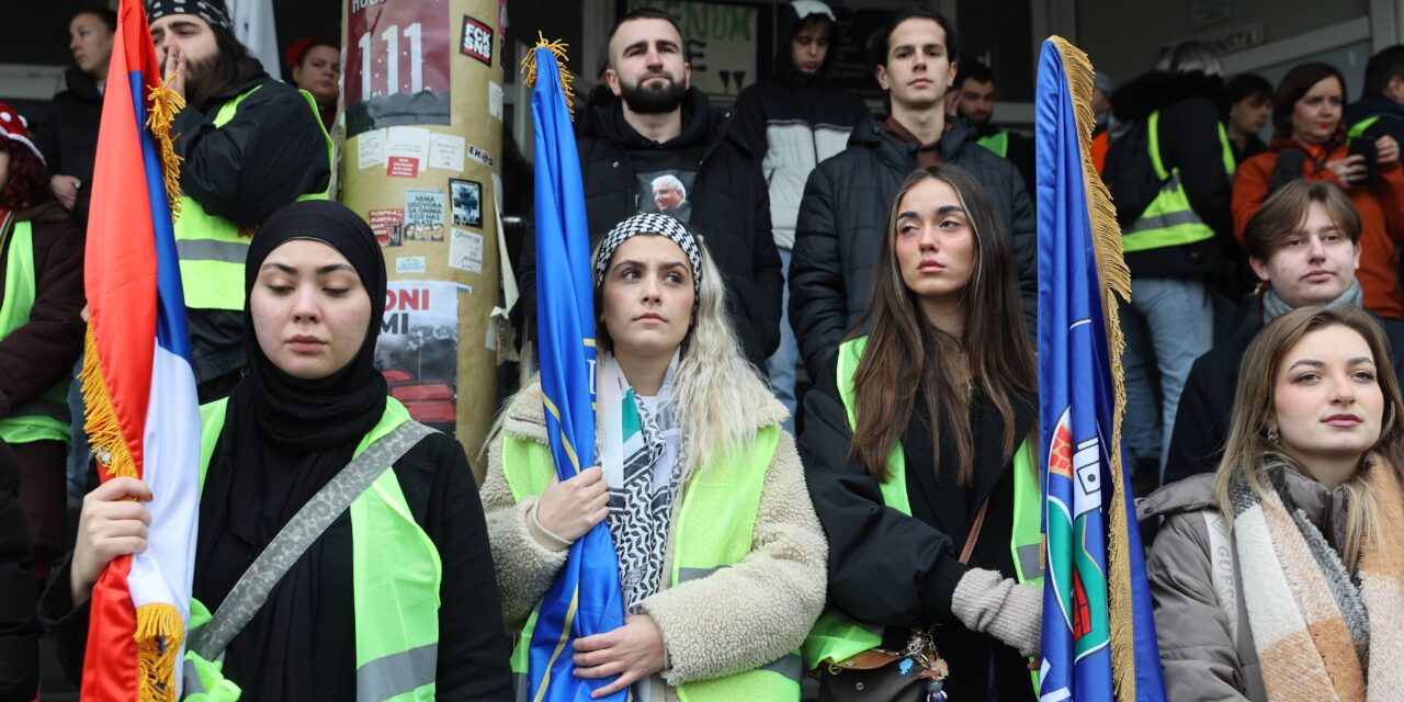 „Vagy ők vagy mi” Novi Pazarban