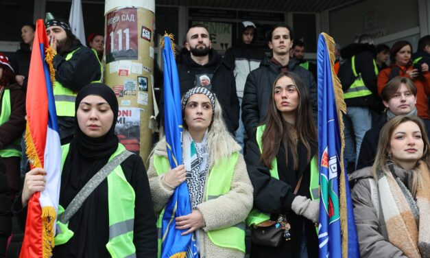 „Vagy ők vagy mi” Novi Pazarban