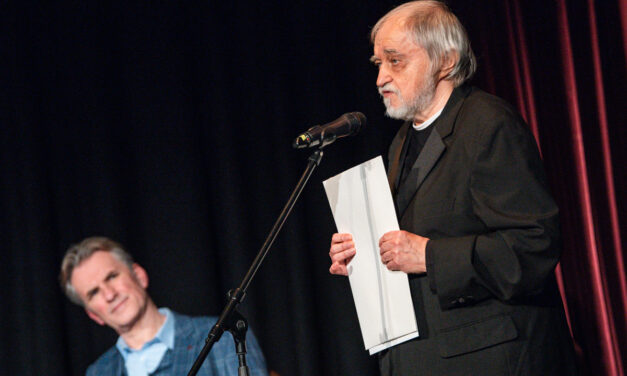 Tari Istváné az Év Legjobb Könyve díj