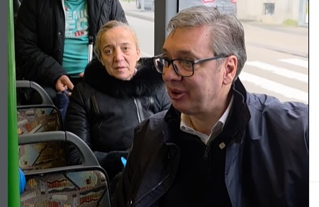 Többször is megígérte, mégsem sétált még a nyílt utcán Nišben Vučić