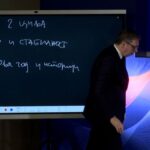 Elnöki monológok közvetítése helyett a hiteles tájékoztatás a köztévé feladata