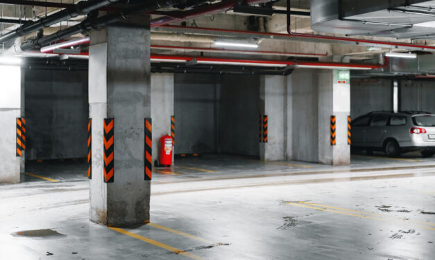 Luxuscikk lesz a parkolóhely vagy a saját garázs