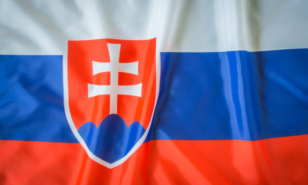 Politikai árkokon átnyúlva, a külhoniak szólásszabadsága mellett            