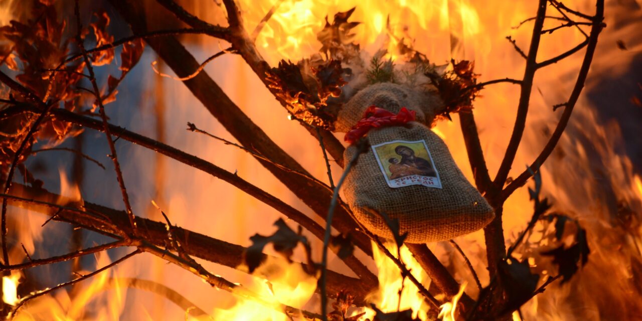 Nem lesz többé karácsonyi rönkégetés a főtéren