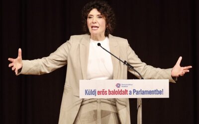 Plakátkampányt indít a DK a határon túliak szavazati jogának elvételéről