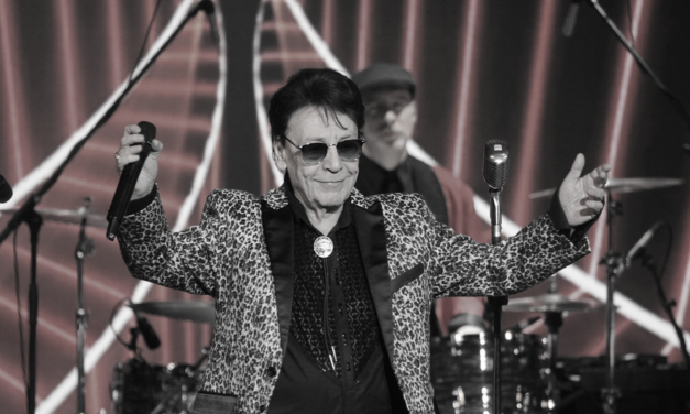 Elhunyt Fenyő Miklós