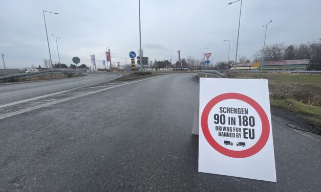 A szerbiai kamionosok is felhagynak a blokáddal