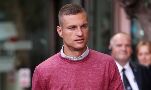 Elhunyt az ország legismertebb labdarúgójának testvére