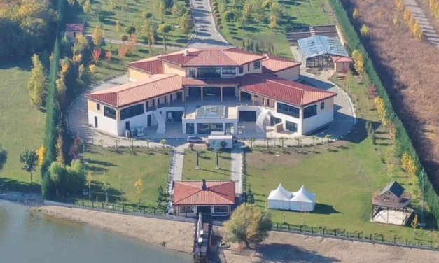 Üdüljön Novak Đoković luxusvillájában