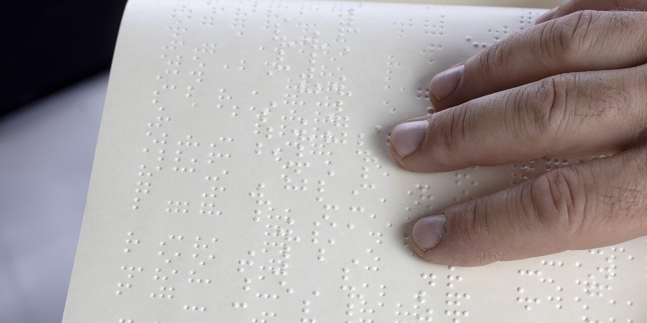 A Braille-írás törvényes elismerését kezdeményezi a Szerbiai Vakok Szövetsége
