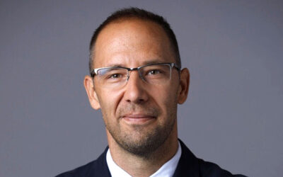 „Nem csak a kormány, hanem az Orbán-Gyurcsány rendszer leváltására is szükség van” Vajdaság sorsa számomra személyes ügy – interjú dr. Kovács Áronnal, a TISZA szabadkai születésű képviselőjelöltjével