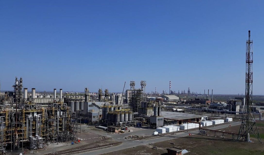 Miniszter: A Petrohemija is MOL-é lesz, Szerbia a magyaroktól veszi meg az 5 százalékot