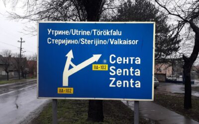 Mérföldkő vagy kétségbeesett szemfényvesztés? A többnyelvű útjelző táblák útvesztőjében