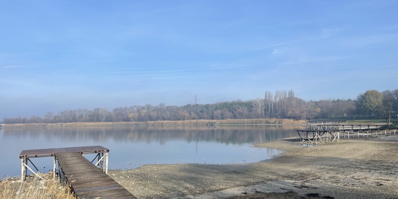 <span class="entry-title-primary">„Kétségbe vagyunk esve”</span> <span class="entry-subtitle">A Tiszából kellene feltölteni a Topolyai-tavat – Erről is olvashatnak a januári Családi Körben</span>