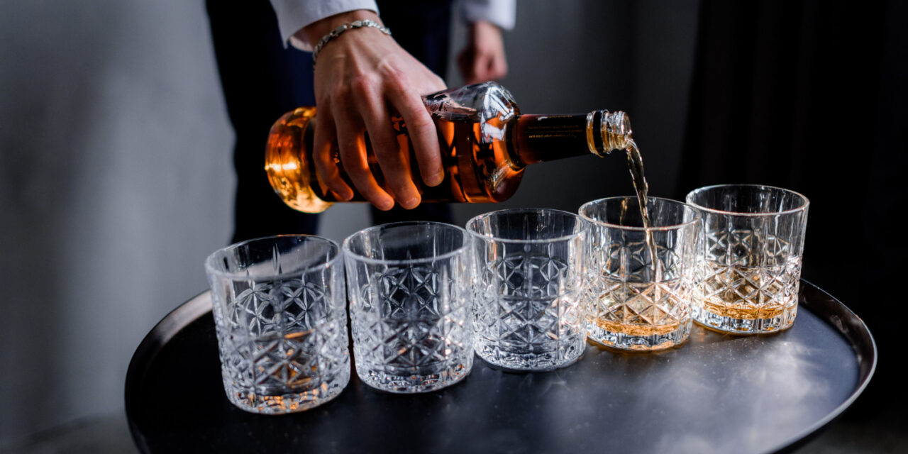 Ötszáz euróba fájt a négy üveg tömény