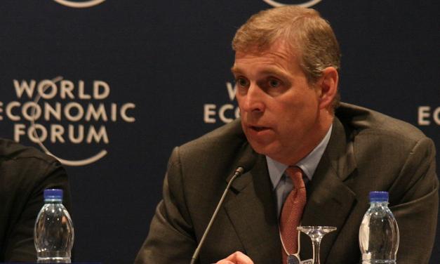 Eltávolíthatják András herceget a trónörökösök sorából