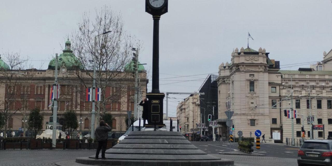 Lemond a főépítész, ha van olcsóbb óra az interneten