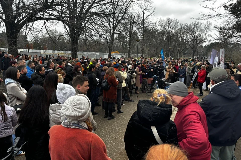 <span class="entry-title-primary">Veszélyben a Futaki park egy része – tiltakoznak a polgárok</span> <span class="entry-subtitle">Ha megépül a szálloda, fák, utak és parkolók tűnnek el</span>