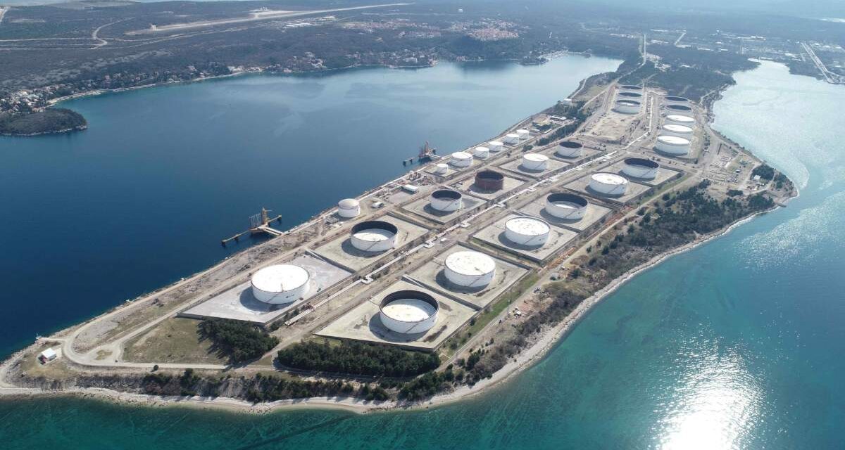 Továbbra is zavartalan lesz a kőolajszállítás Szerbiába Horvátország felől