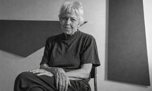 Elhunyt Maurer Dóra képzőművész