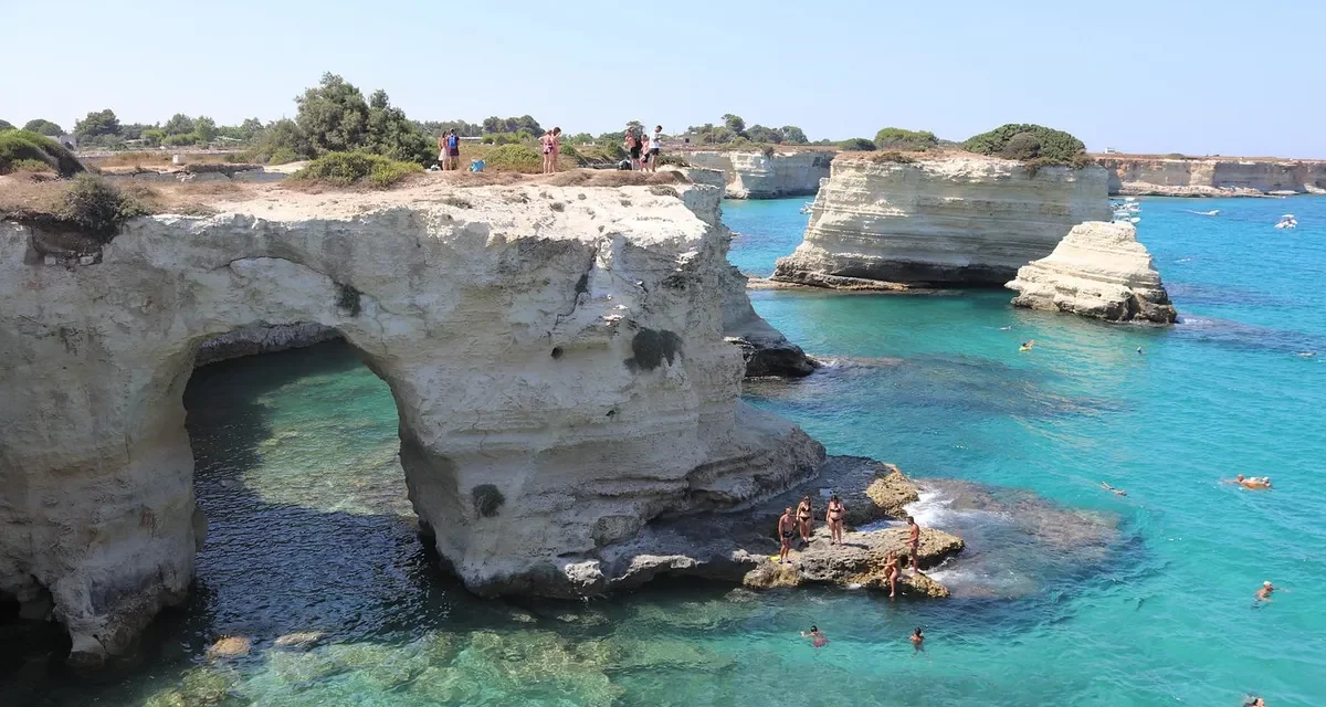 <span class="entry-title-primary">Összedőlt a szerelmesek boltíve Olaszországban</span> <span class="entry-subtitle">Az egész partvidéket az erózió fenyegeti </span>