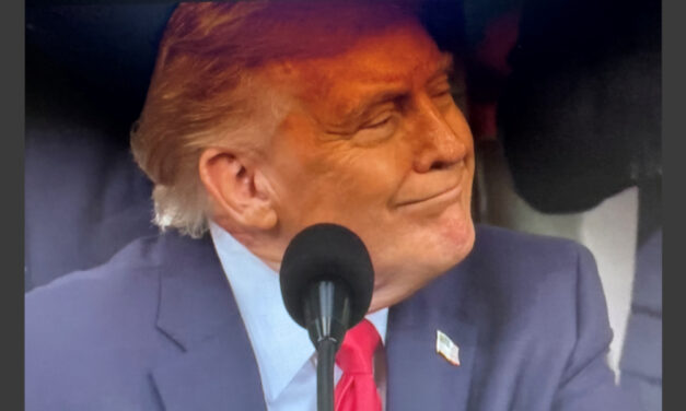 <span class="entry-title-primary">Mocskolódás Meseországban</span> <span class="entry-subtitle">Öndicsérettől duzzadó, gyűlölettől fröcsögő volt Trump idei Unió-beszéde</span>