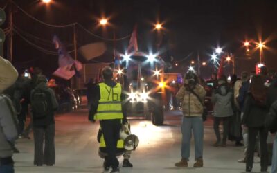 Diákok, rendőrök és verőemberek töltötték meg Ubot