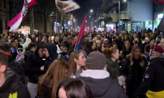 „A gyerekeket lepedőkben, összeverve hozták be”