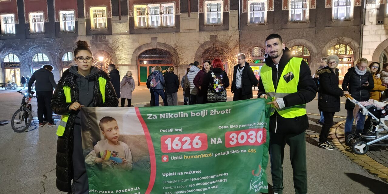 Szabadkára értek a gyerekekért gyalogoló fiatalok