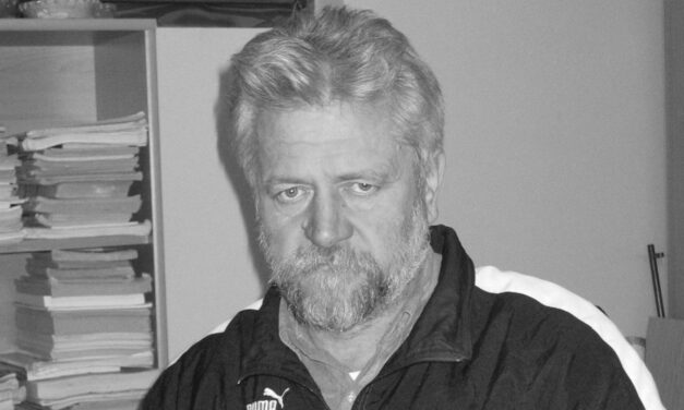 Aki a virágot (is) szerette