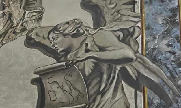 Lefestették a Meloni-arcú angyalt a római templomban