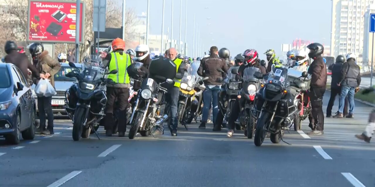 <span class="entry-title-primary">„A polgárok tulajdona és jogai nem zsákmány”</span> <span class="entry-subtitle">Lefoglalták a békésen tiltakozók motorjait, emiatt most ők hívnak tiltakozó felvonulásra</span>