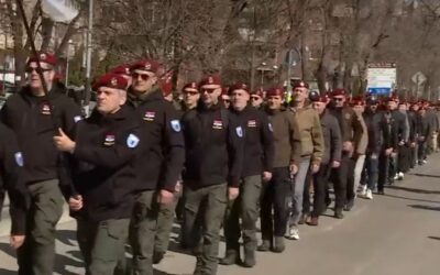 Az alkotmányos rend megdöntésével vádolt veteránokért tüntettek Kraljevóban