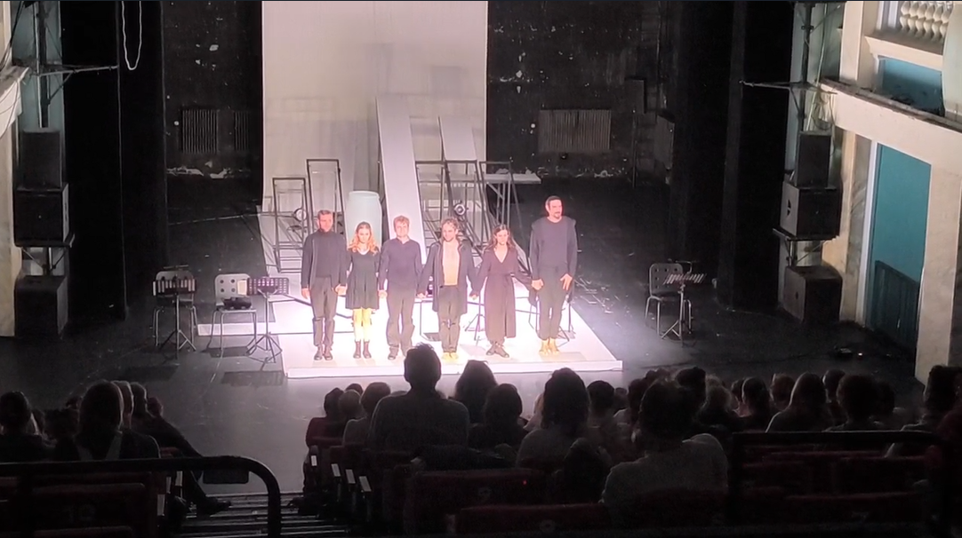 Februári turnén a Kosztolányi Színház