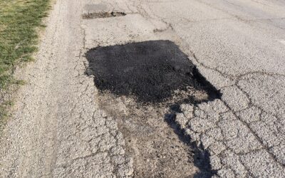 Betömték a kátyúk egy részét Szabadkán, már, ha ezt javításnak lehet nevezni