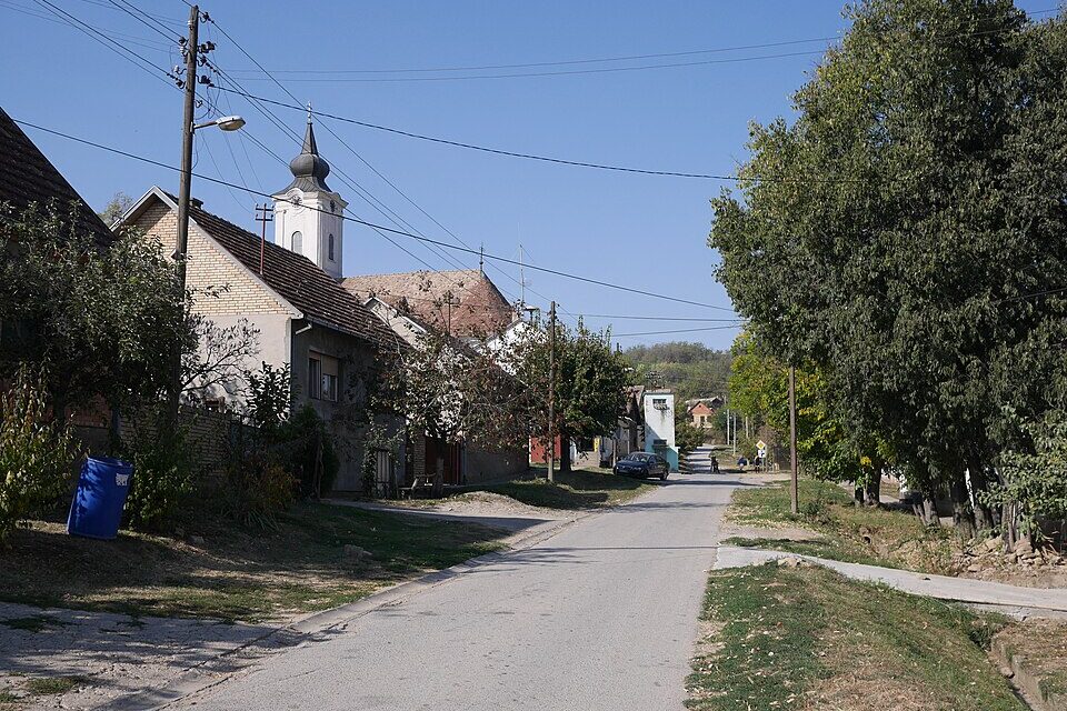 <span class="entry-title-primary">Schengen csapdájába került két vajdasági falu</span> <span class="entry-subtitle">A mindennapi életüket jelentősen megnehezíti a pár perces áthaladás az övezeten</span>