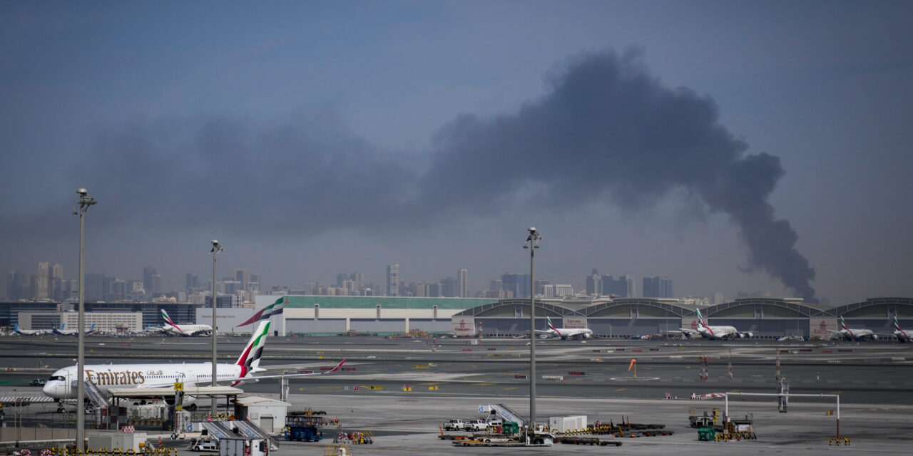 Megérkezett Belgrádba az első gép az Egyesült Arab Emírségekből