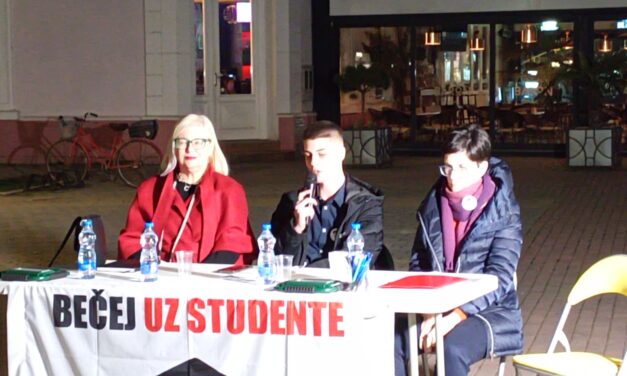 „A hatalom alkotmányos jogoktól fosztja meg a polgárokat”