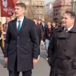 Levélszavazás: A videón látszik, ahogy az MNT elnöke behúzza az X-et a Fidesz-KDNP-re