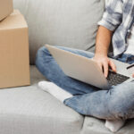 Több mint 110 millió internetes vásárlás volt tavaly