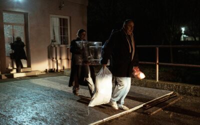 Az ellenzék legalább két szavazókörben új választást követel