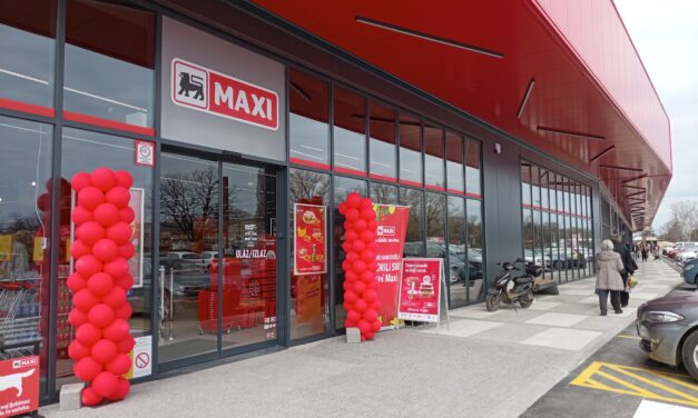 Néhány üzlet már megnyitott Óbecse új bevásárlóközpontjában