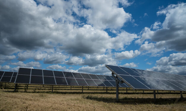 Közel négyszer többet fizetünk ugyanazért a naperőműért, mint Egyiptomban