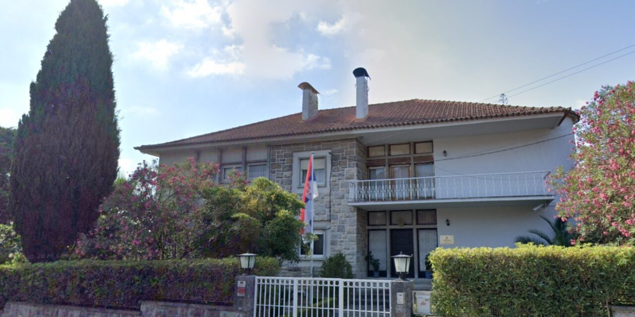 Legalább 100 kilogramm kokaint rejtegettek Szerbia lisszaboni nagykövetségén