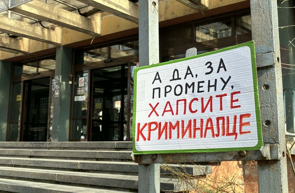 Ismét elhalasztották az egyetemistákat fuvarozó Jaćimović kiskorú fiának a tárgyalását