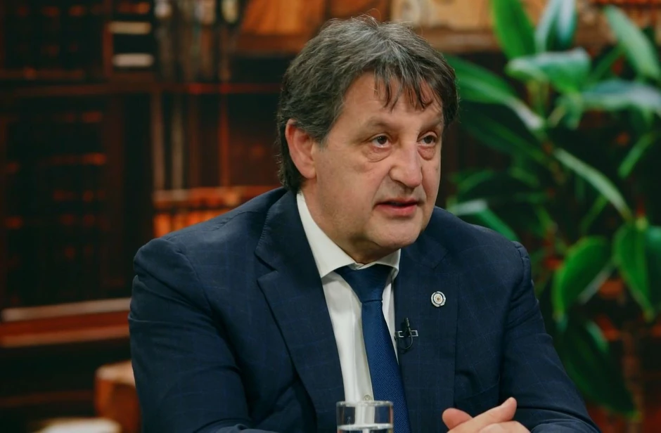 Gašić: Nem avatkozunk be szomszédaink politikájába