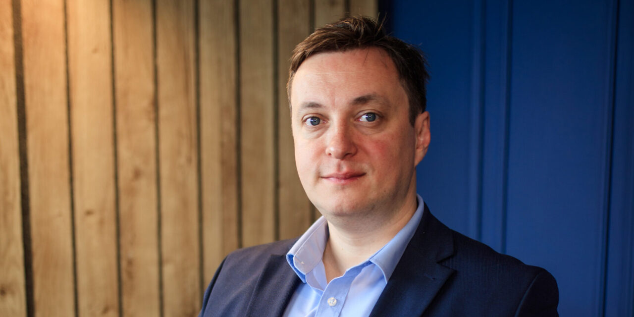 <span class="entry-title-primary">Rózsa Zsombor lett a Vajdasági Magyar Újrakezdés koordinációs testületének elnöke (Videóinterjú)</span> <span class="entry-subtitle">"A közömbösség az egyik legnagyobb cinkosság, felelősséggel szembe kell néznünk azzal, hogy mi történt, és a felelősség a teljes közösségé"</span>